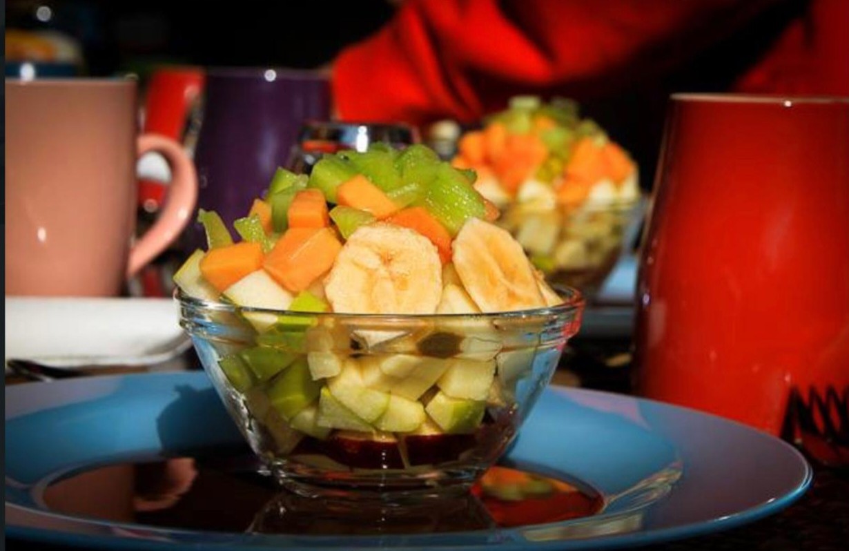 Frutta fresca per il brunch vegan
